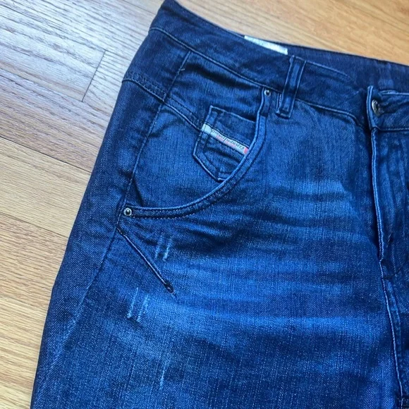 Diesel - Picture 8 of 16